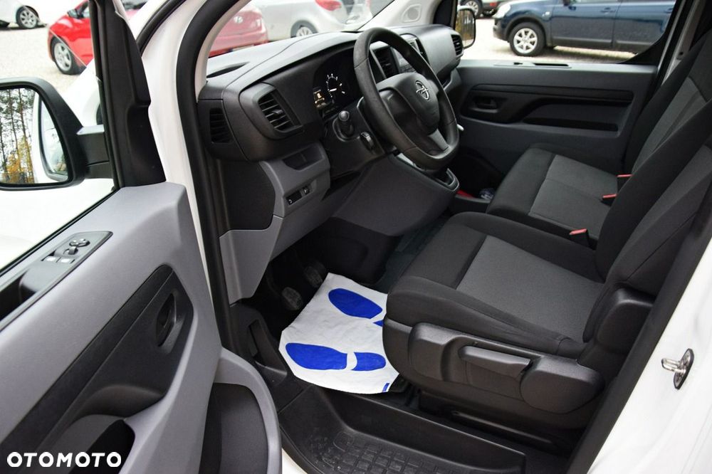 Opel Vivaro - 26