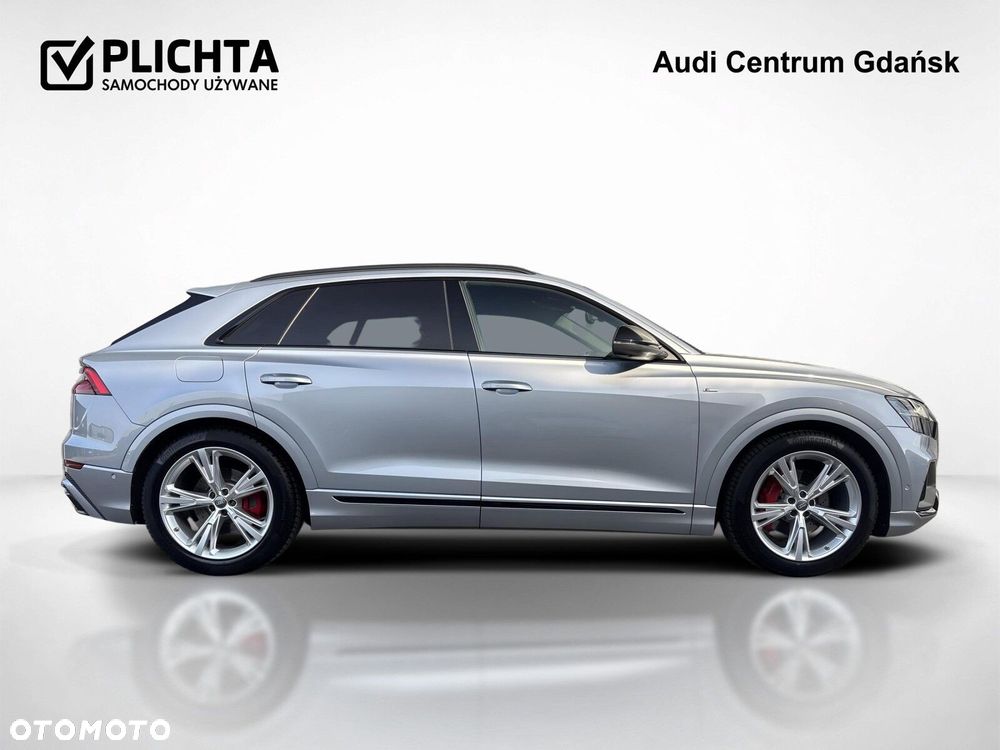 Audi Q8 - 6