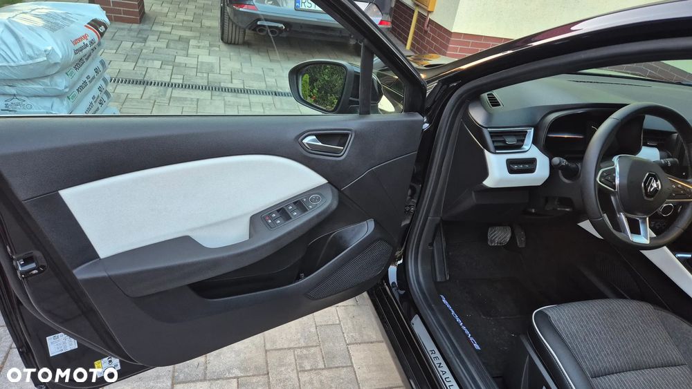 Renault Clio 1.6 E-TECH Techno - 22