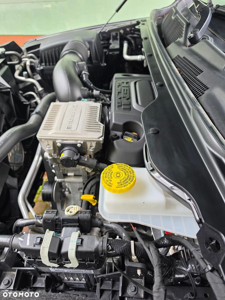 RAM 1500 - 28
