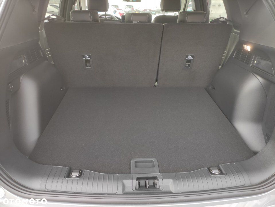Ford Kuga - 10
