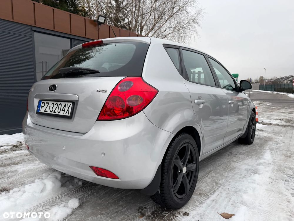 Kia Ceed 1.6 Crdi Comfort + - 14