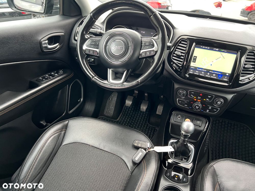 Jeep Compass 1.4 TMair Longitude FWD S&S - 23
