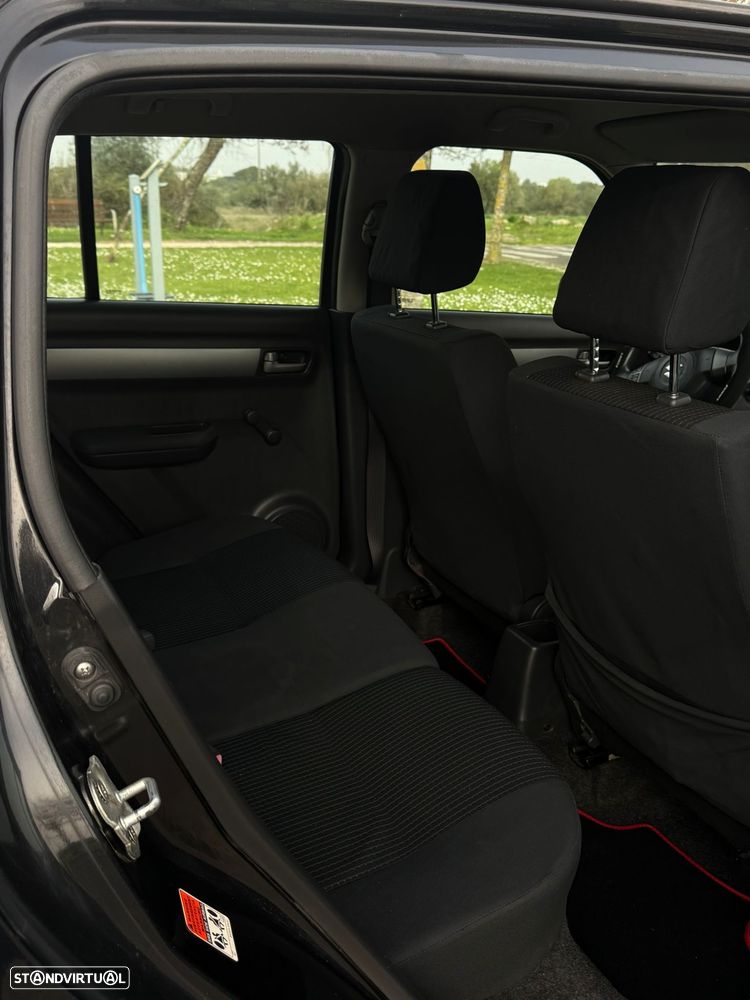 Suzuki Swift 1.3 DDiS GL - 8