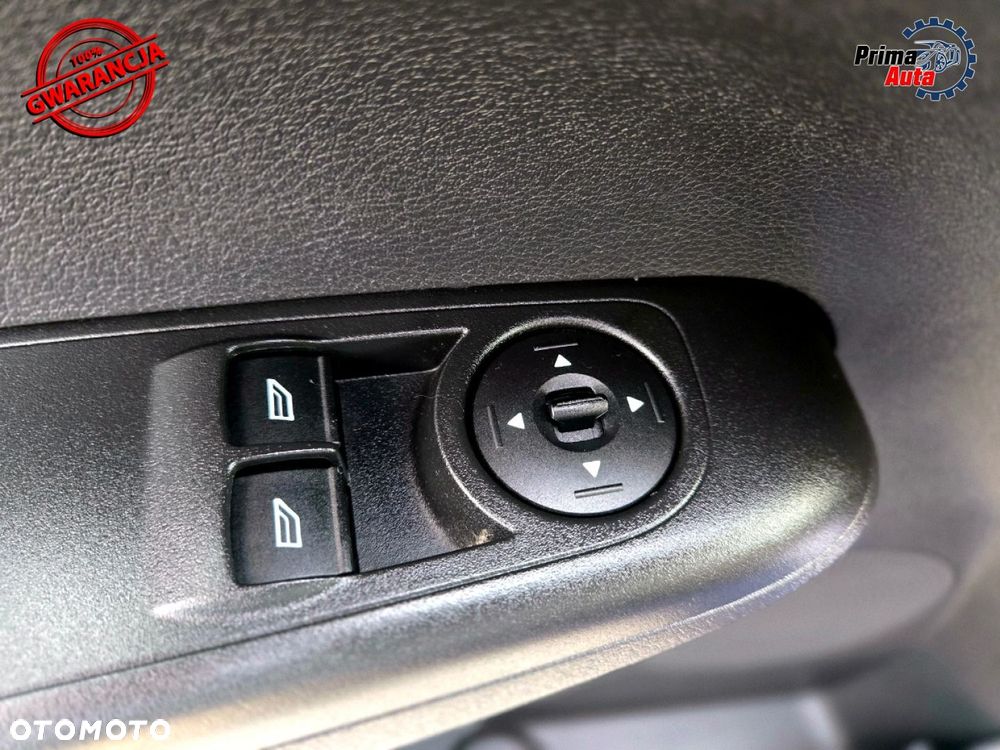 Ford Tourneo Courier - 26