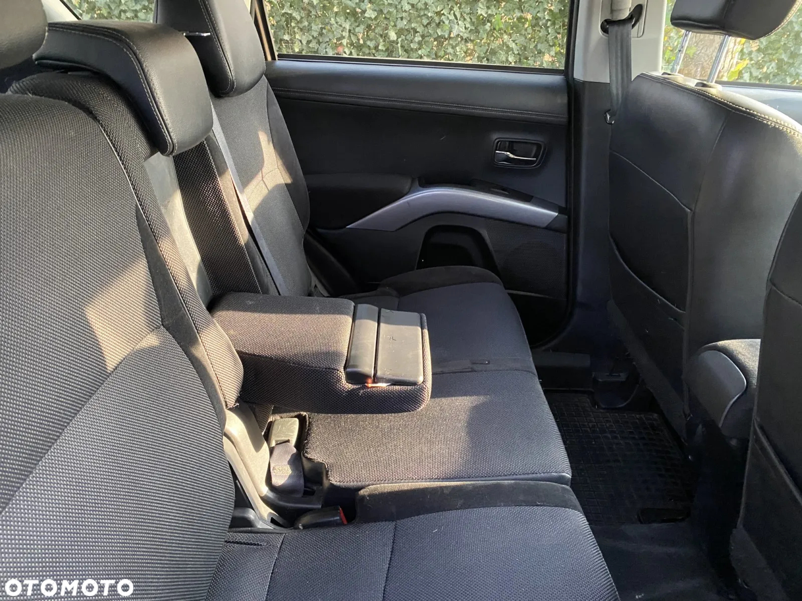 Mitsubishi Outlander - 5