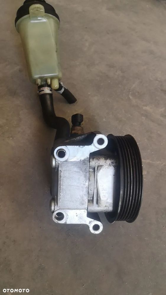POMPA WSPOMAGANIA FORD FOCUS MK2 1.6 i - 3