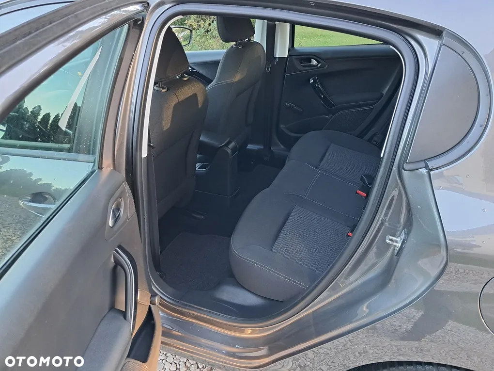 Peugeot 208 1.2 PureTech Active - 14