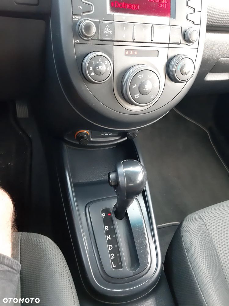 Kia Soul 1.6 CRDi M - 12