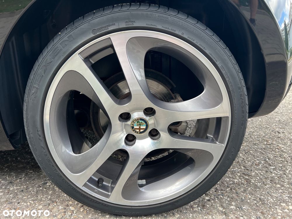 Alfa Romeo Mito 1.4 16V - 12