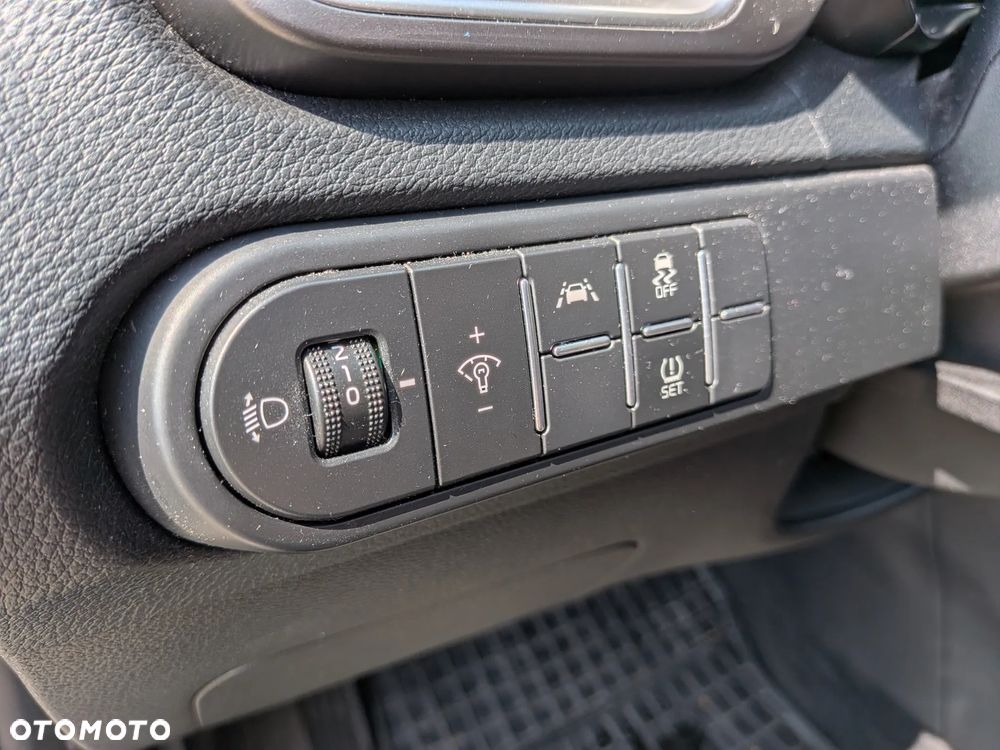 Kia Ceed 1.4 T-GDI L DCT - 17