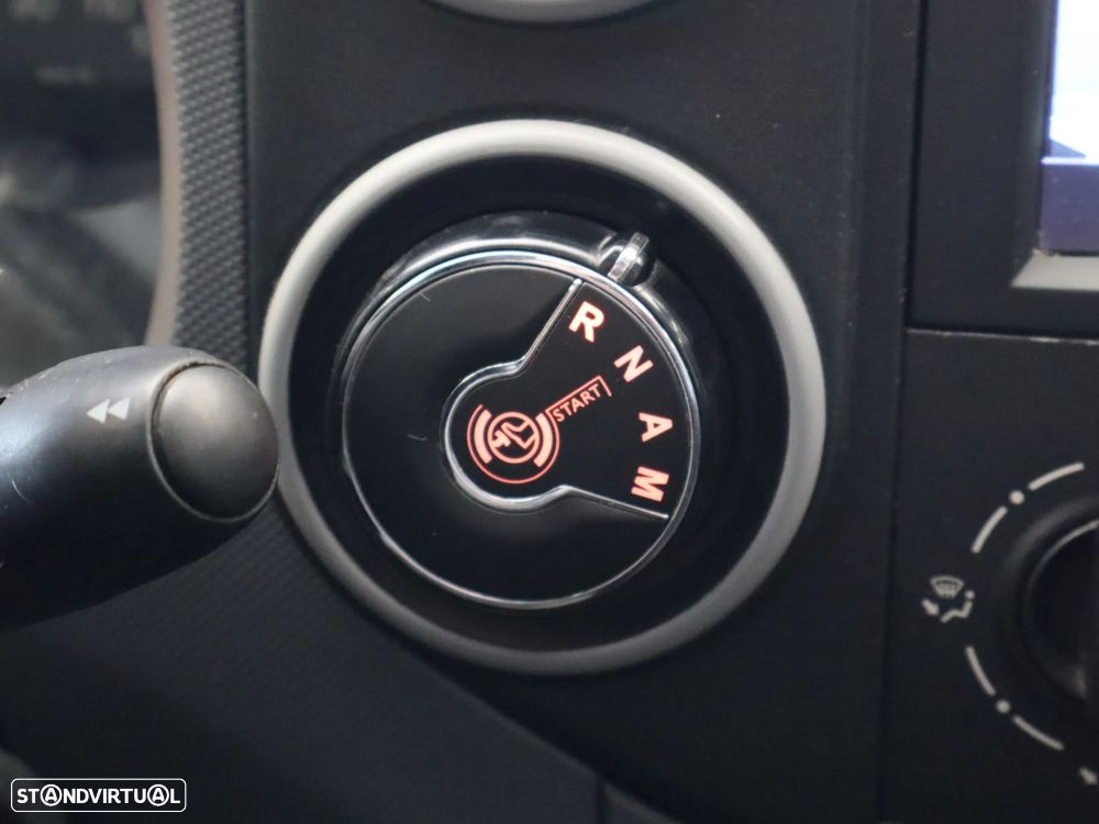 Citroën Berlingo 1.6 HDi EAT6 3L - 19