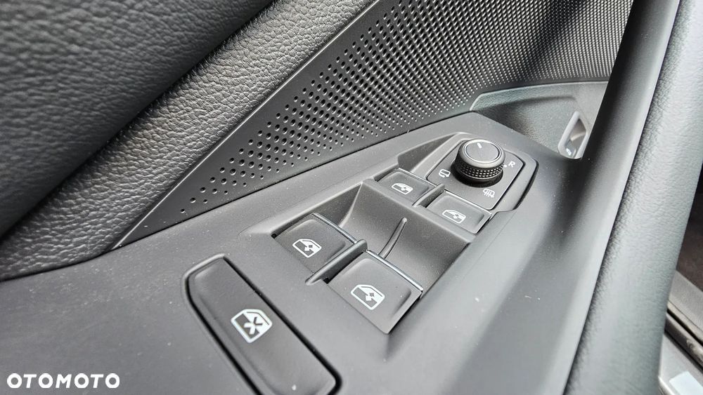 Volkswagen Passat - 35