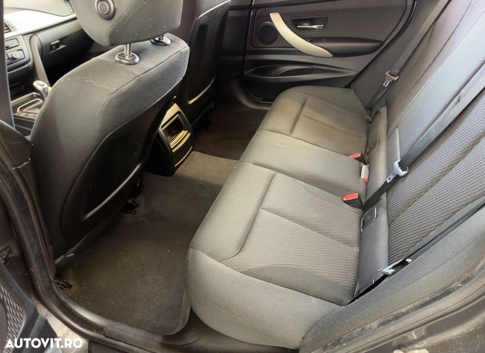 BMW Seria 3 320d xDrive Luxury Line - 10