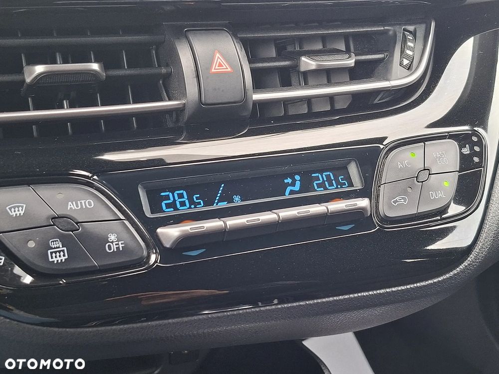 Toyota C-HR - 21
