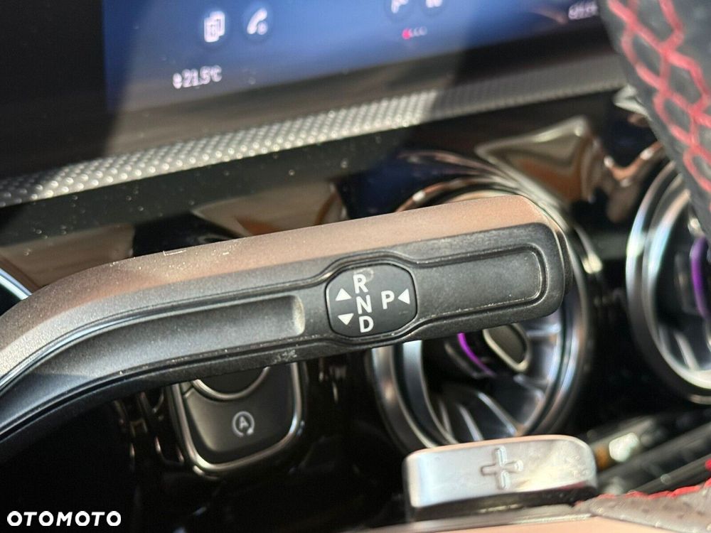 Mercedes-Benz CLA - 16