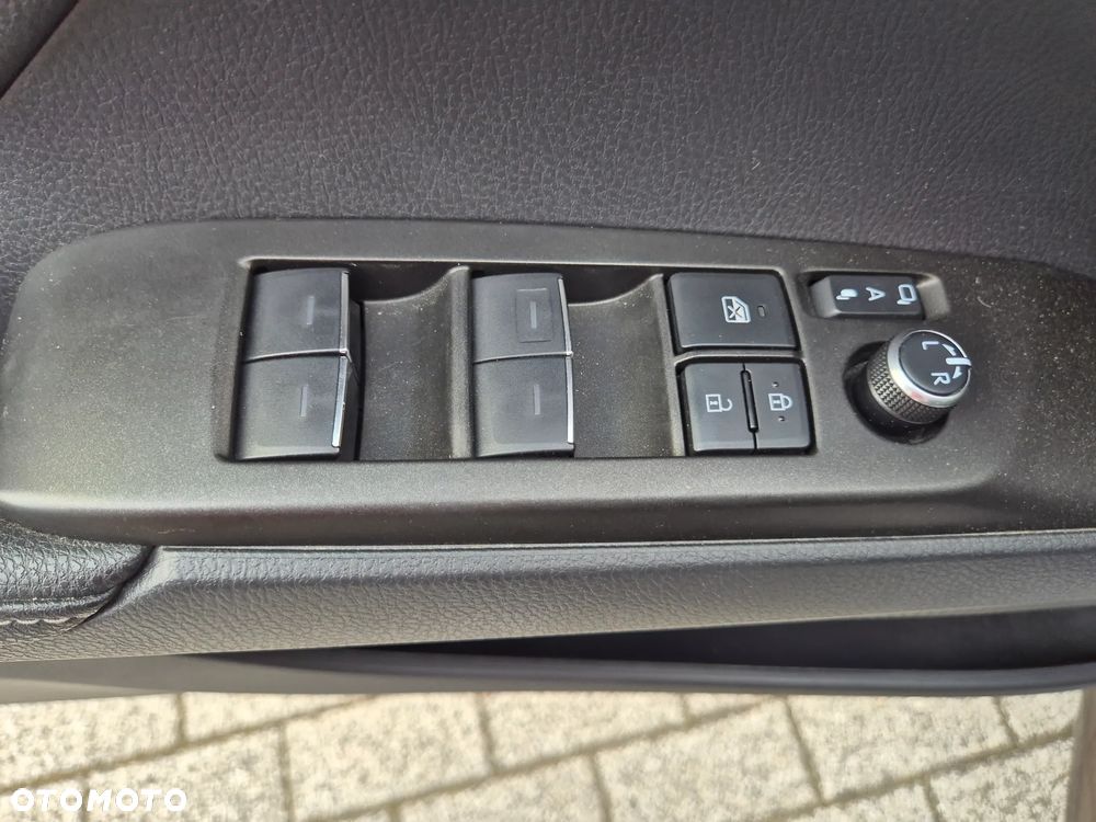 Toyota Camry 2.5 Hybrid Prestige CVT - 17