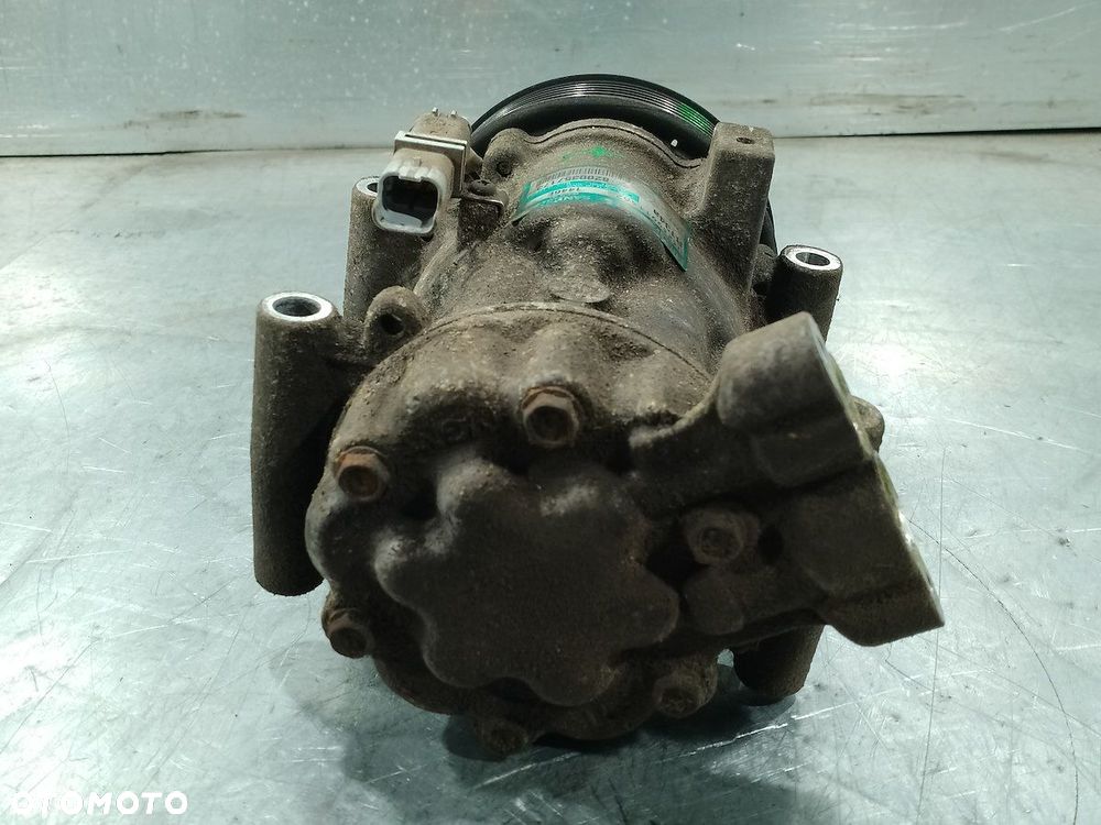 POMPA, SPRĘŻARKA KLIMATYZACJI RENAULT MODUS 8200357173 1.4 16V - 4