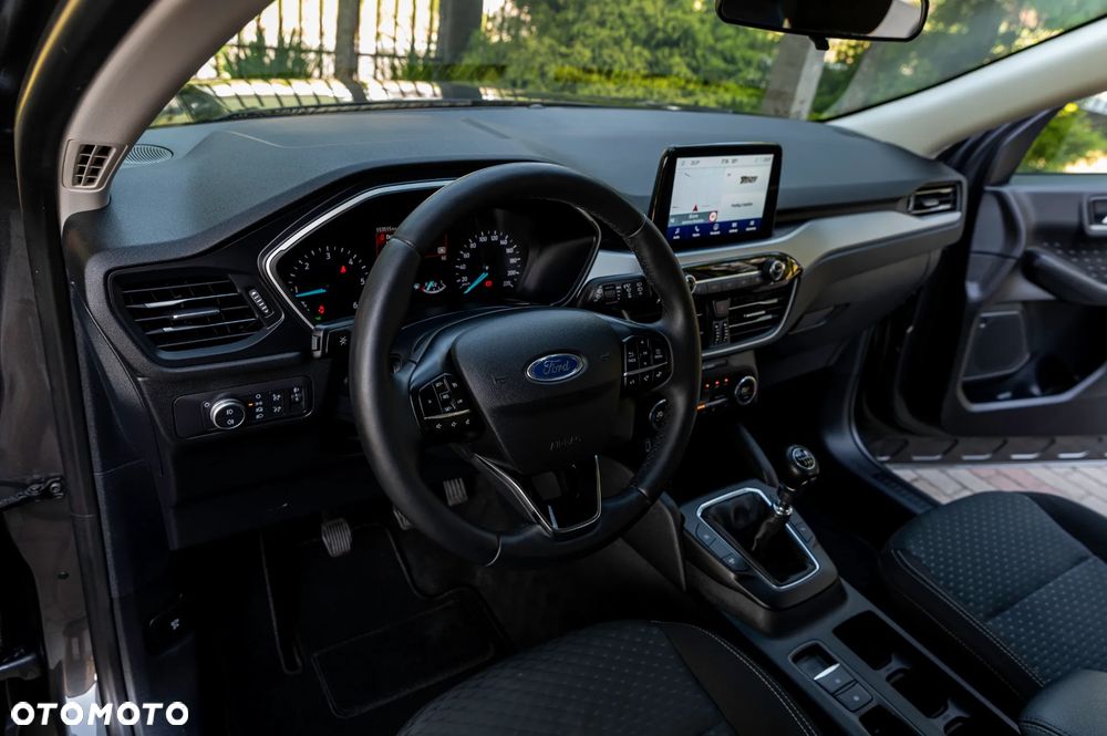 Ford Kuga - 29