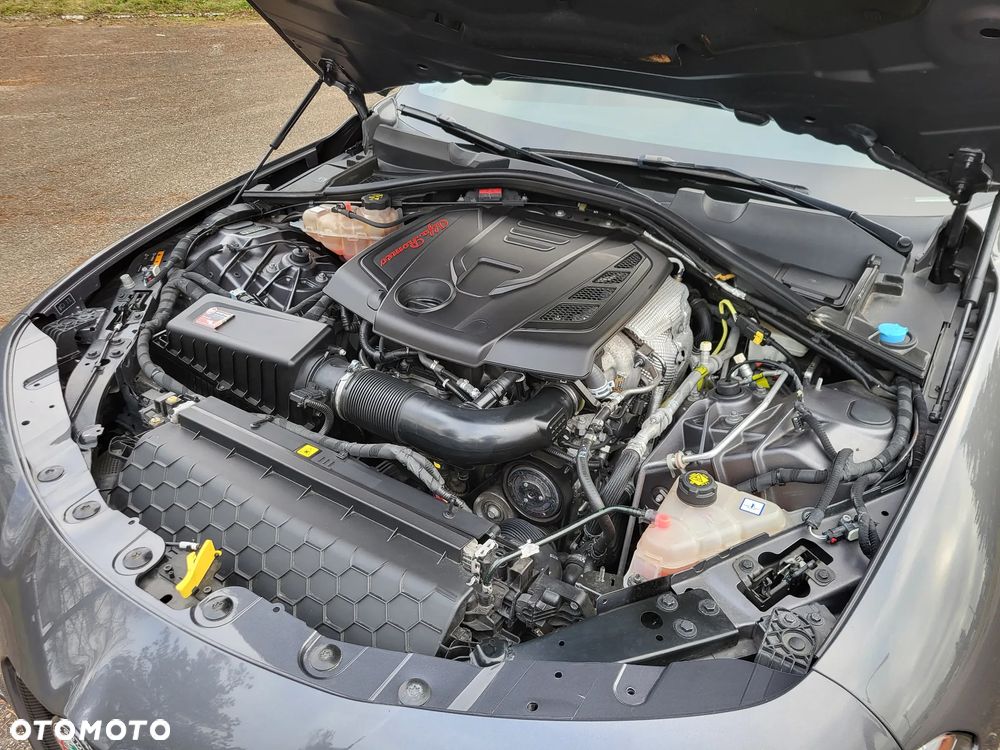 Alfa Romeo Giulia 2.0 Turbo 16V AT8-Q4 Veloce Ti - 35