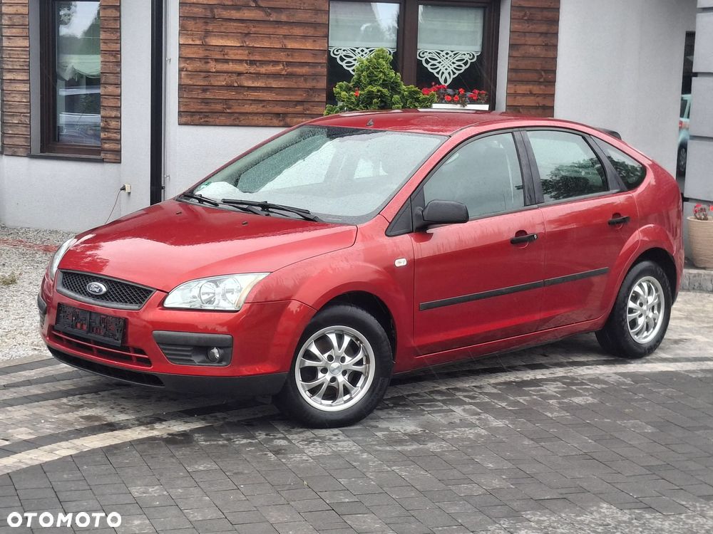 Ford Focus 1.6 16V Style - 9
