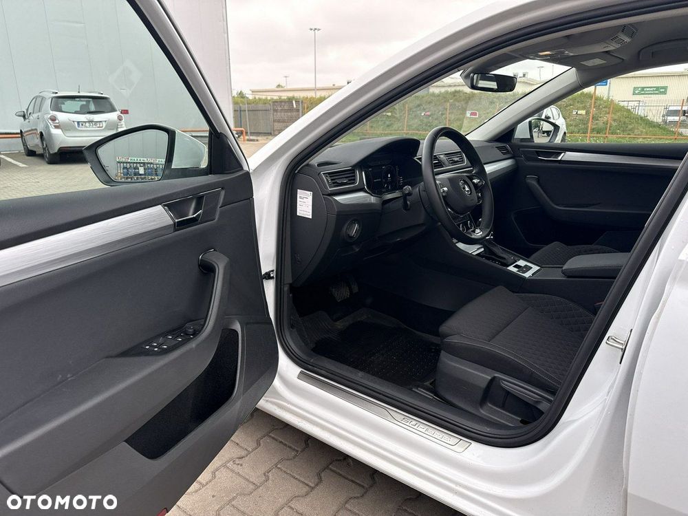 Skoda Superb 2.0 TSI Ambition DSG - 10