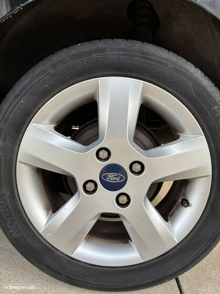 Ford Fiesta 1.25 Trend - 9
