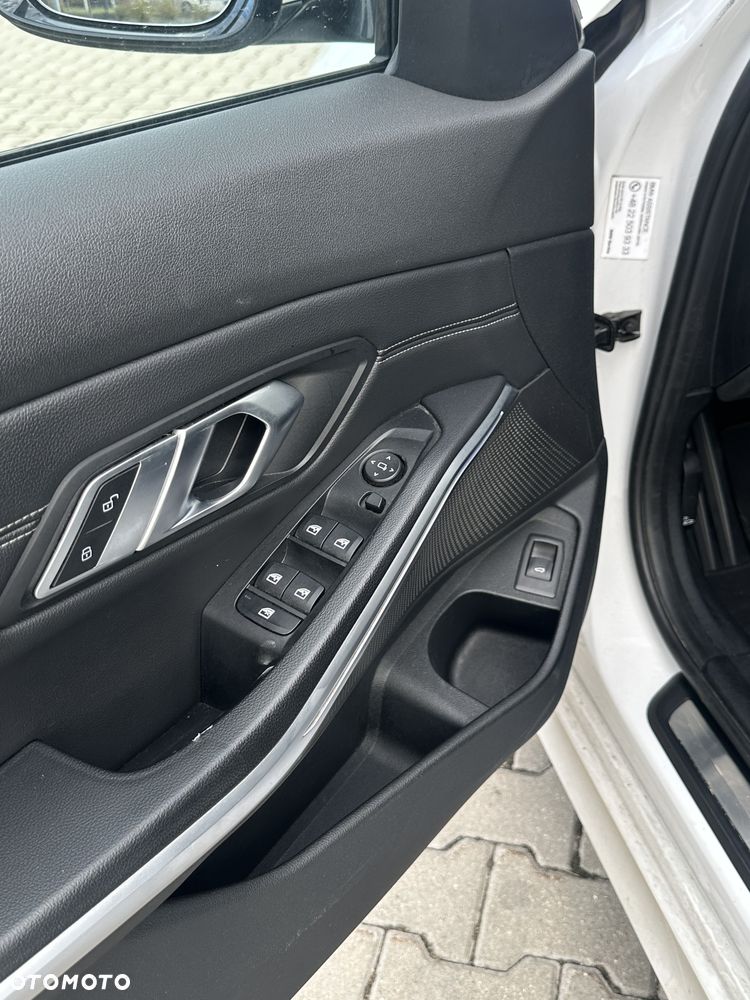 BMW Seria 3 - 8