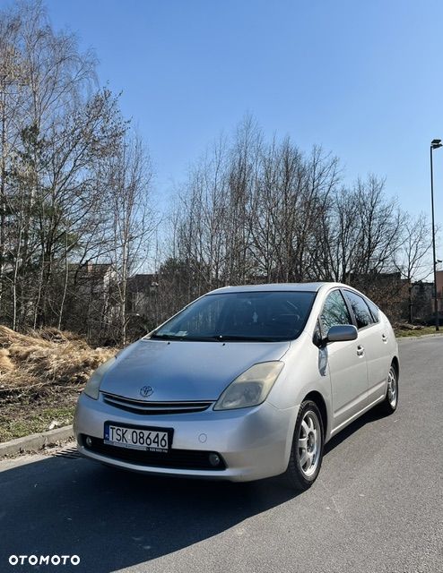 Toyota Prius 1.5 VVT-i Sol - 14