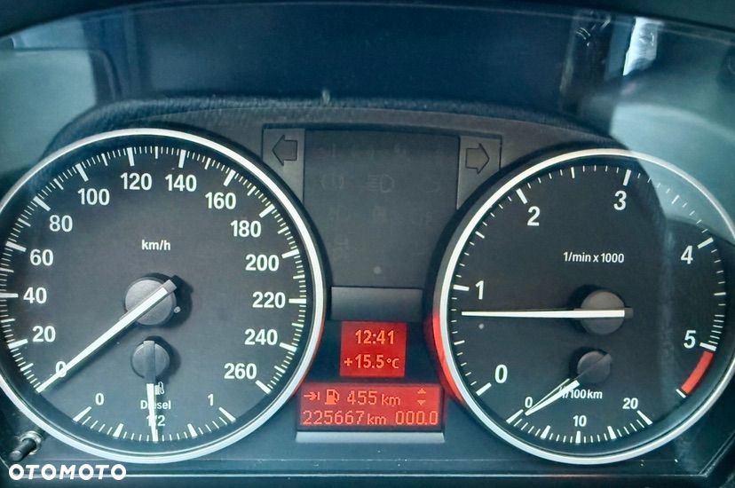 BMW Seria 3 320d - 9