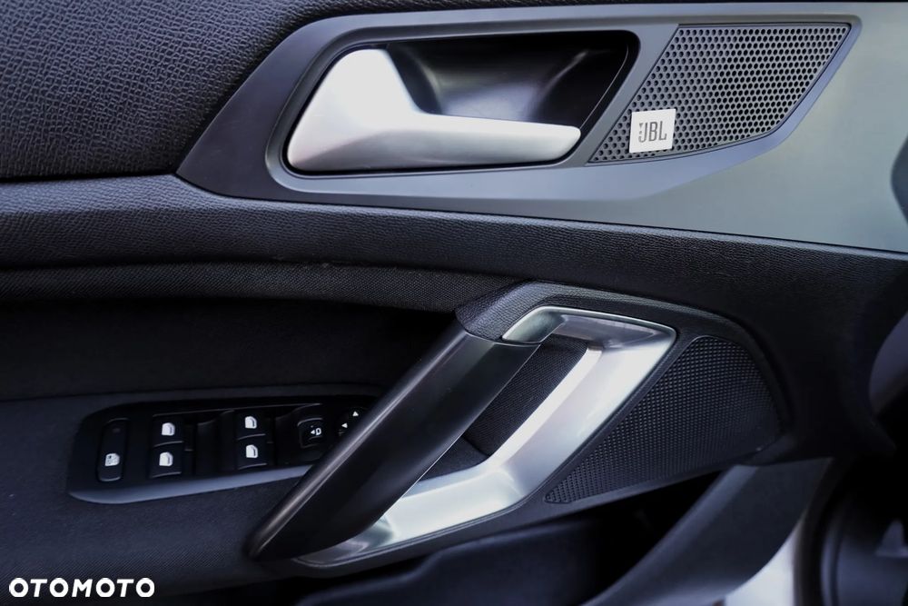 Peugeot 308 BlueHDi 130 Allure Pack - 28