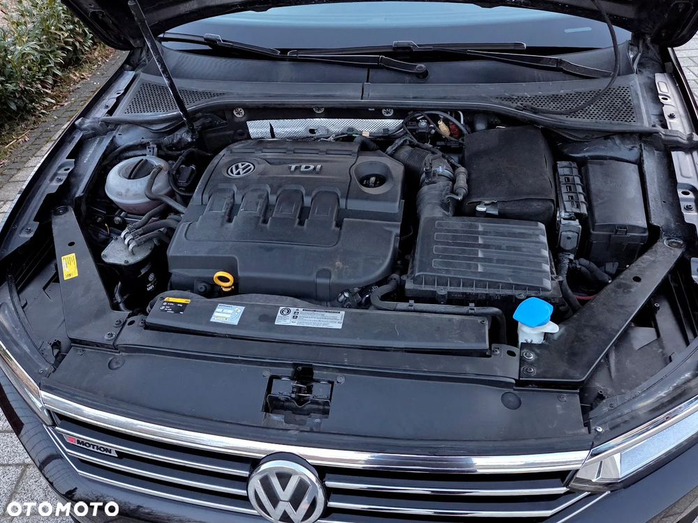 Volkswagen Passat 2.0 TDI SCR (BlueMotion Technology) 4Motion Comfortline - 20