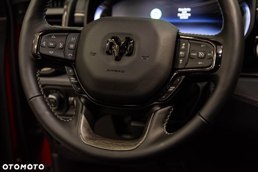 RAM 1500 - 21