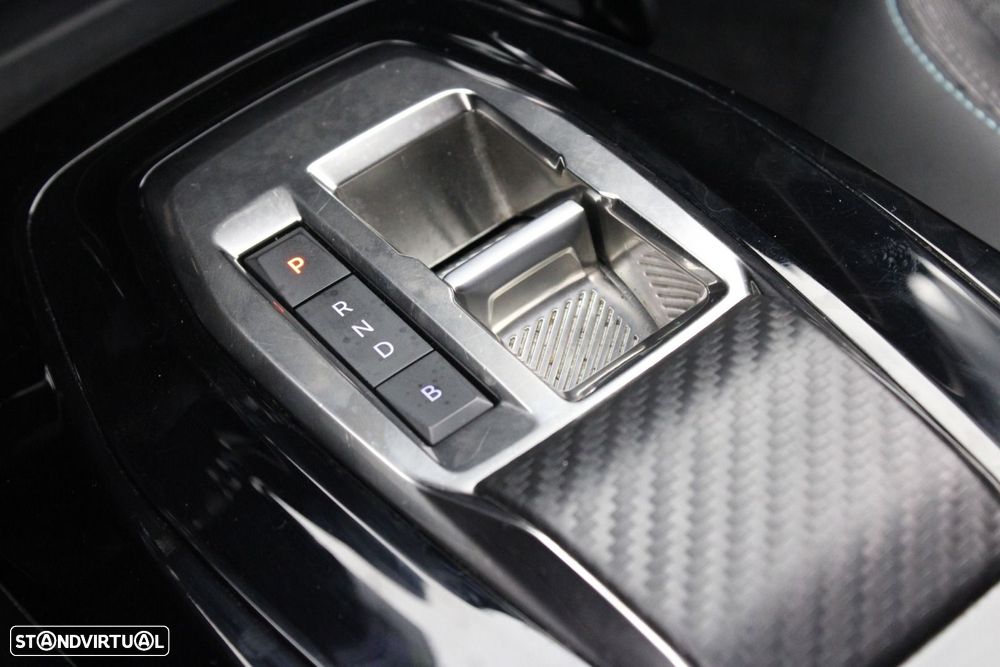 Peugeot e-2008 50 kWh Allure Pack - 23