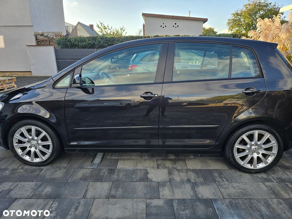 Volkswagen Golf Plus - 10