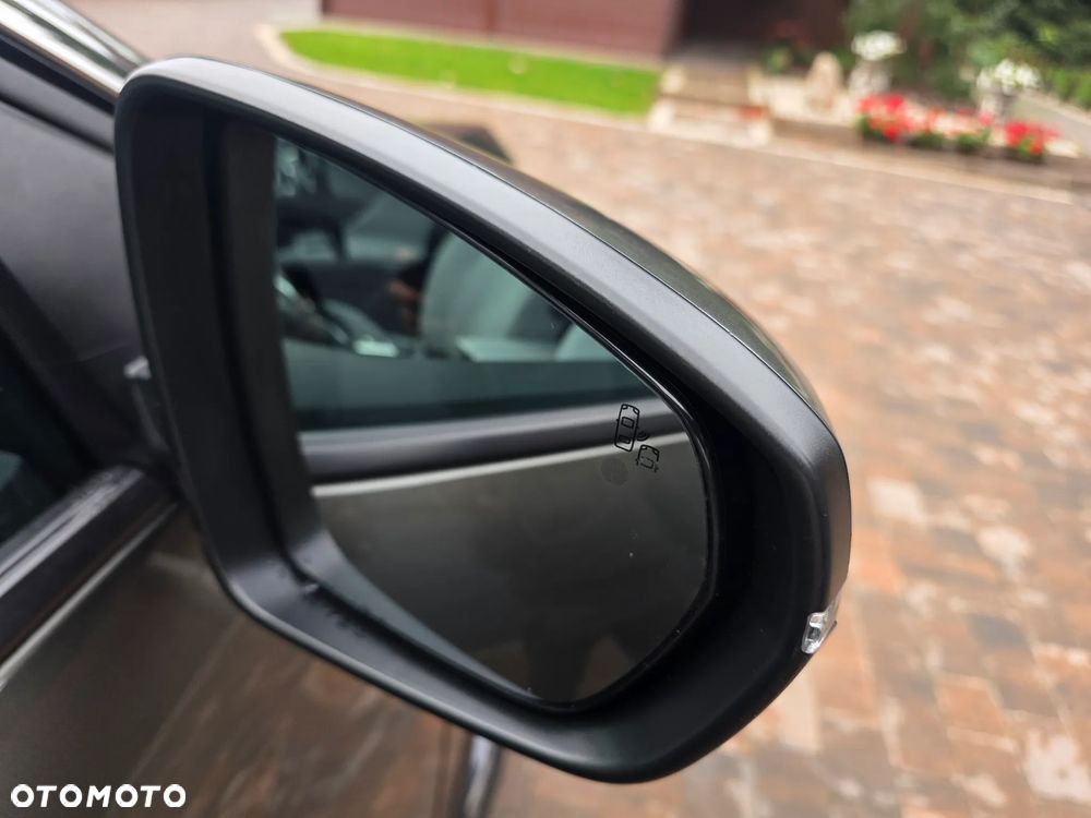 Peugeot 3008 BlueHDi 130 Stop & Start EAT8 Allure Pack - 22