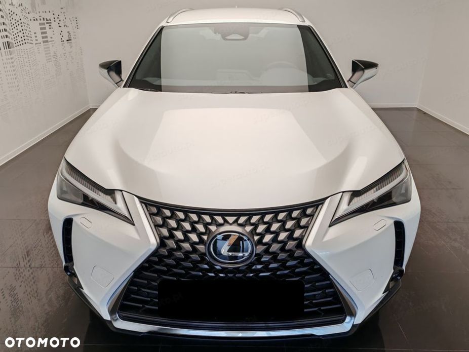 Lexus UX - 2