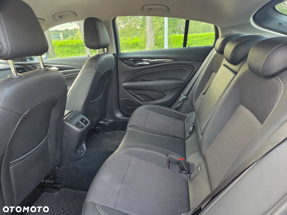 Opel Insignia 1.5 T Innovation S&S - 11