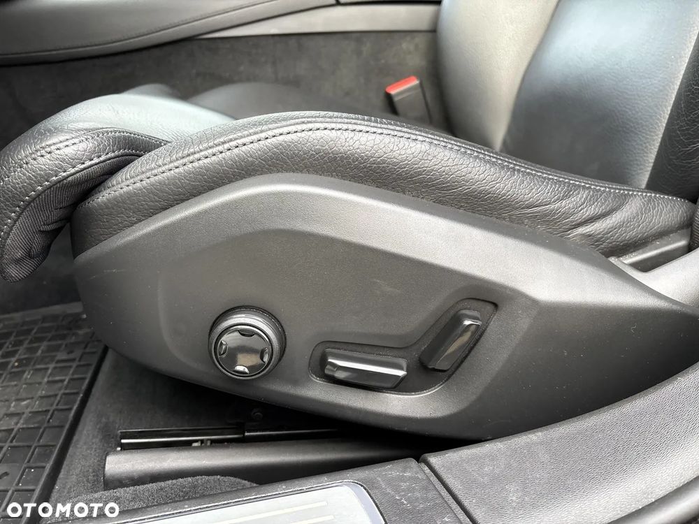 Volvo V90 D5 AWD Geartronic Inscription - 19