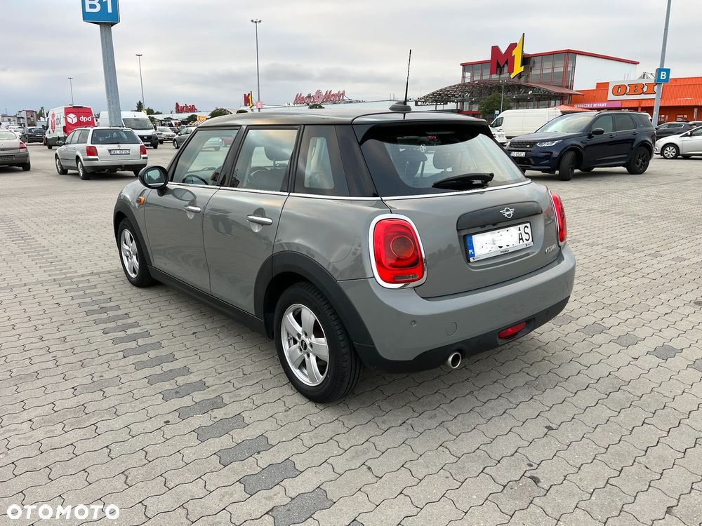 MINI Cooper Standard - 4