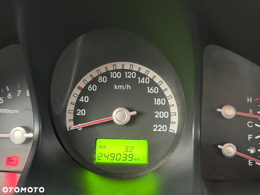 Kia Sportage 2.0 4WD Cup - 23