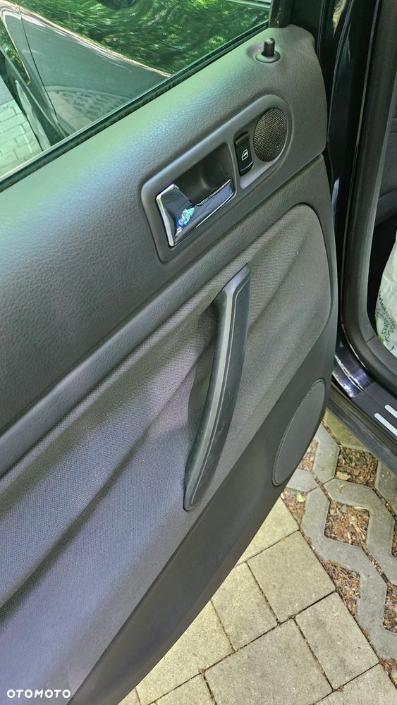 Volkswagen Passat - 35