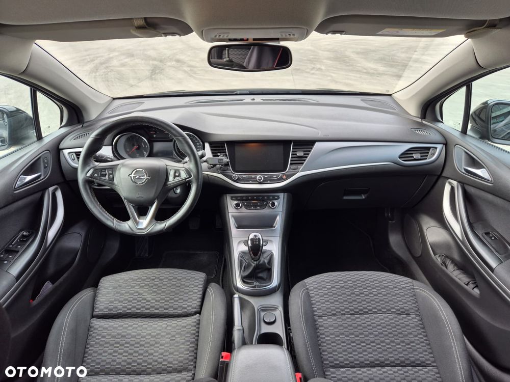 Opel Astra 1.6 CDTI Sport - 13