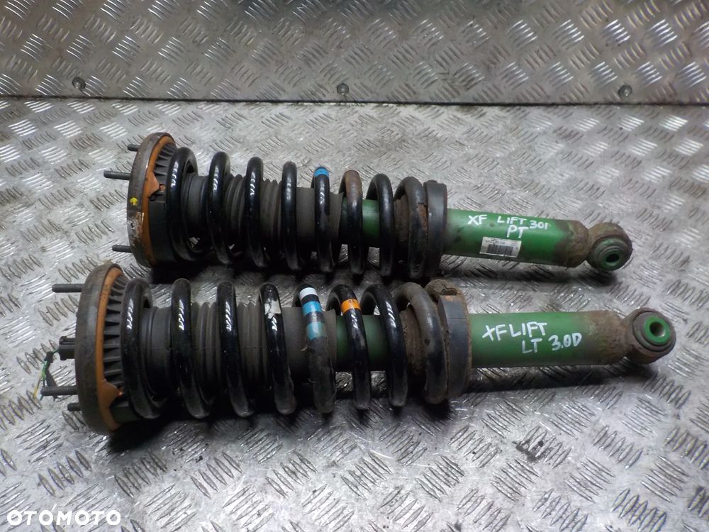 JAGUAR XF 250 LIFT 3.0D AMORTYZATOR AKTYWNY PRAWY LUB LEWY TYŁ - 1