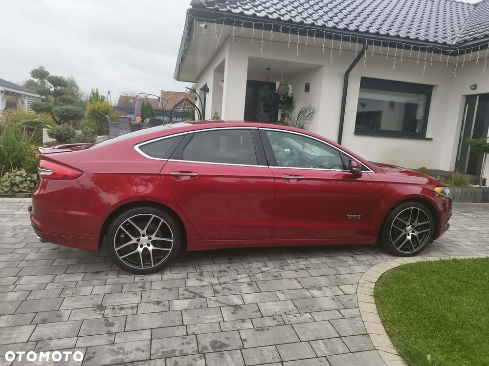 Ford Fusion - 9