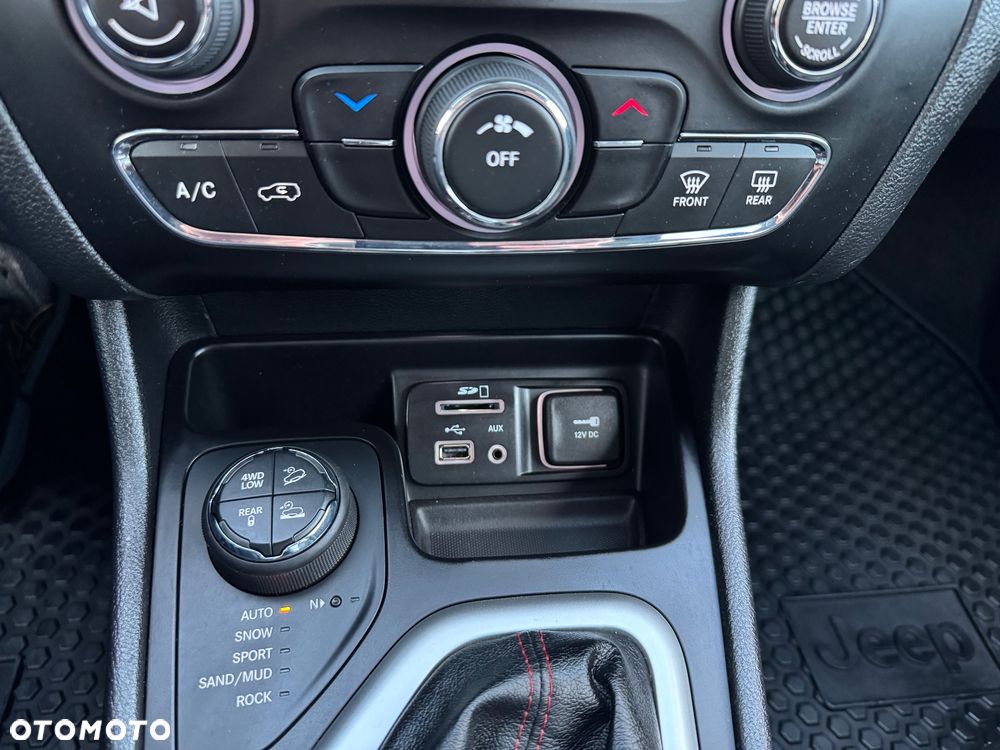 Jeep Cherokee 3.2 V6 Active Drive Lock Trailhawk - 25
