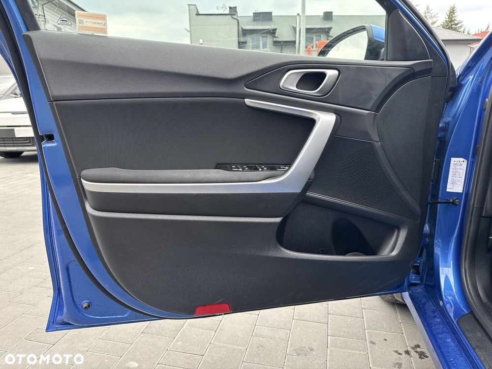 Kia Ceed 1.5 T-GDI M DCT - 12