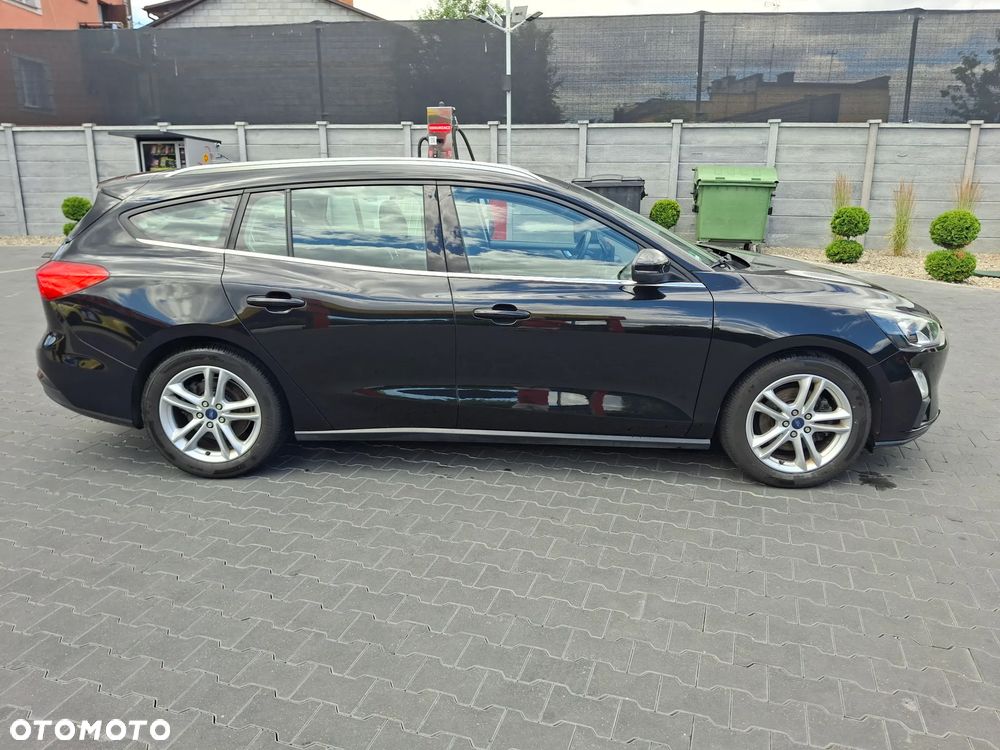 Ford Focus 1.5 EcoBlue Connected - 13