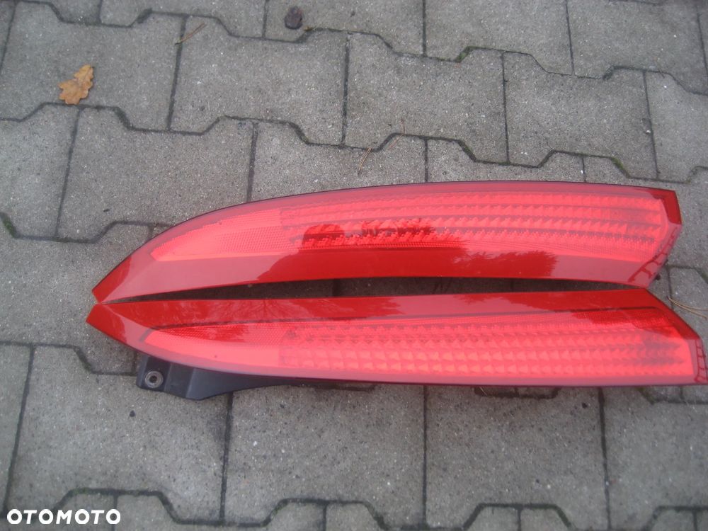 volvo xc90 lift 07-12r lampa tył lewa prawa górna 30698141 30698142 - 3