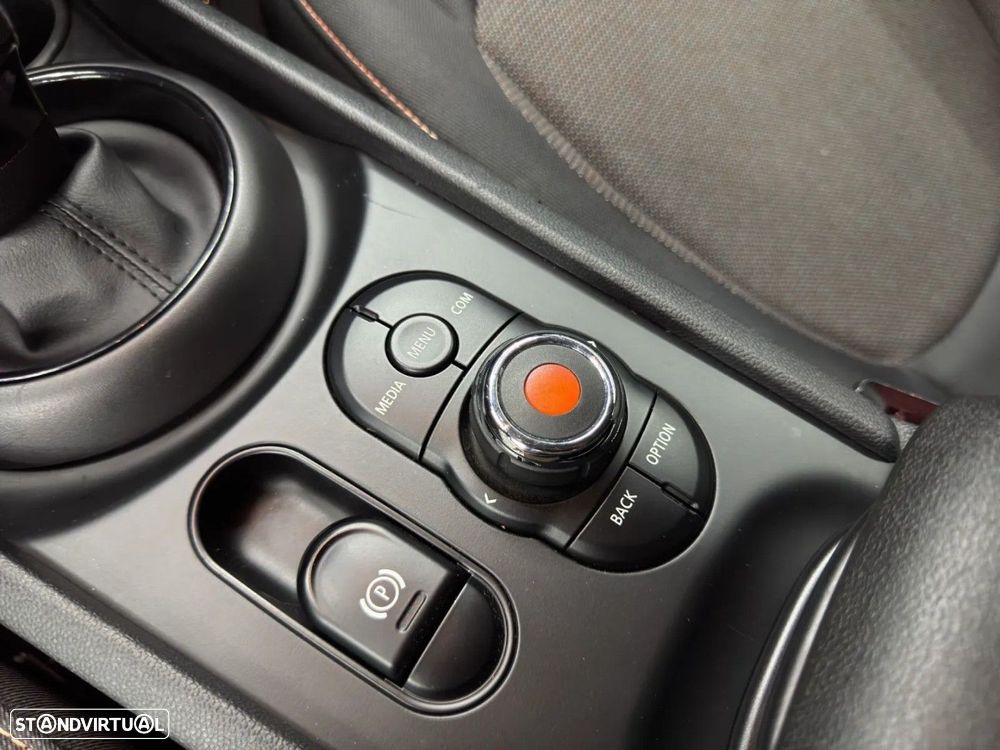 MINI Clubman One D Auto - 18